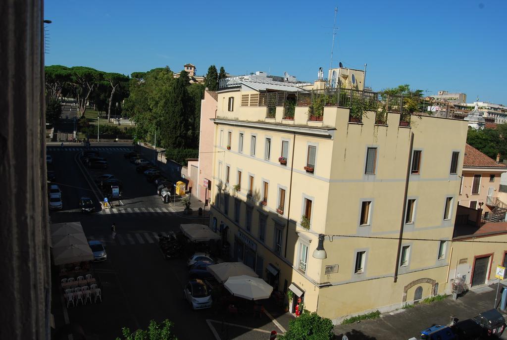 Su Al Celio - Colosseo Bed and Breakfast Rome Kamer foto