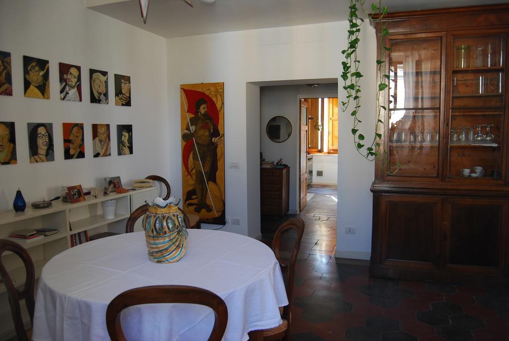 Su Al Celio - Colosseo Bed and Breakfast Rome Buitenkant foto